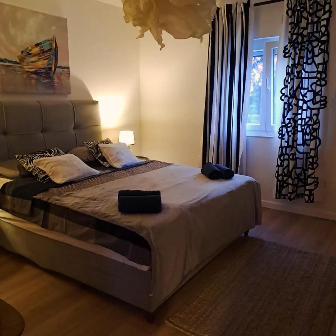 Apartment "Marija" - Otok วีร์ ภายนอก รูปภาพ